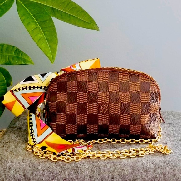 Louis Vuitton Damier Ebene Pouch Crossbody Bag - Picture 1 of 13
